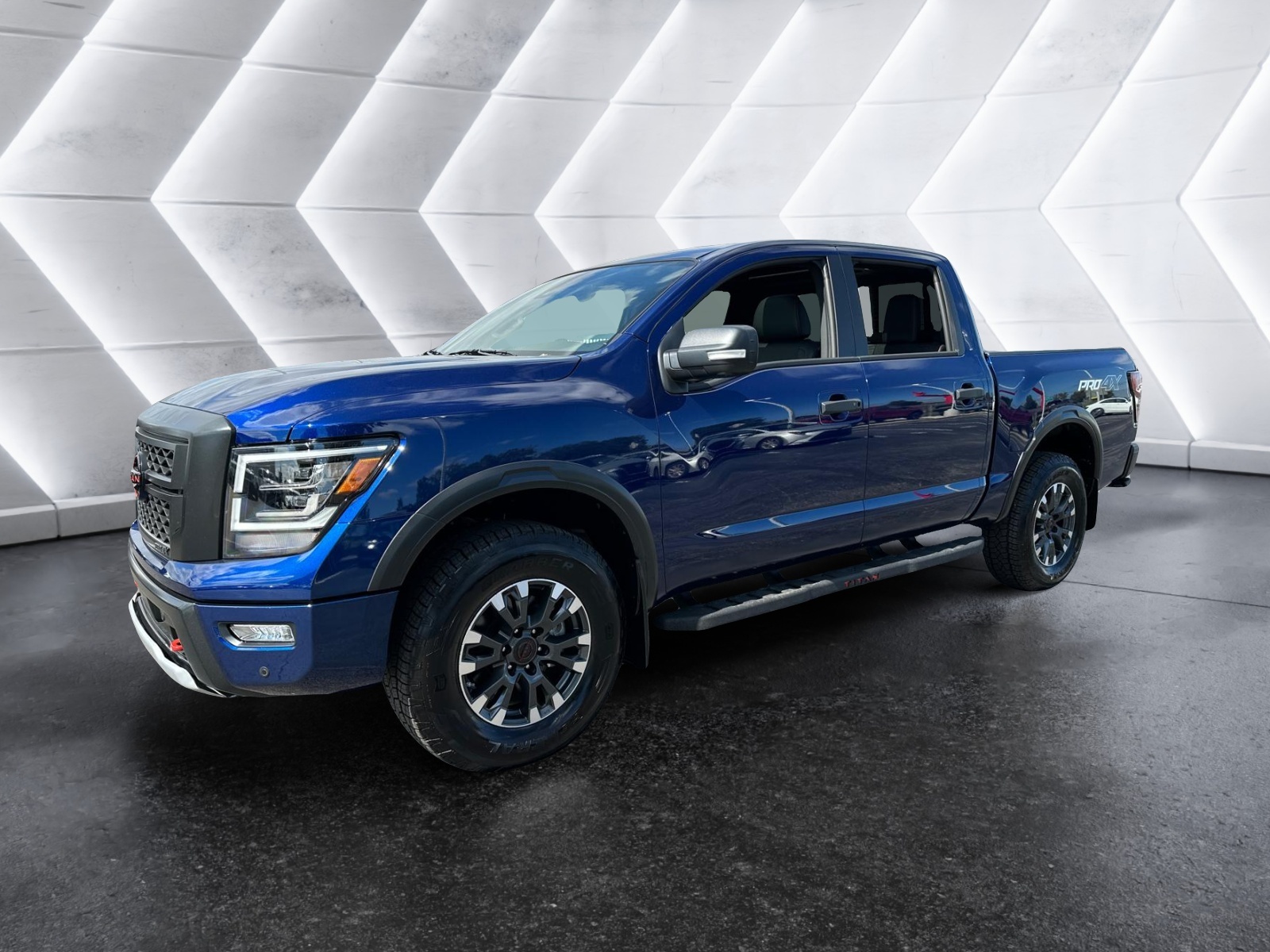 2024 Nissan Titan PRO-4X 1