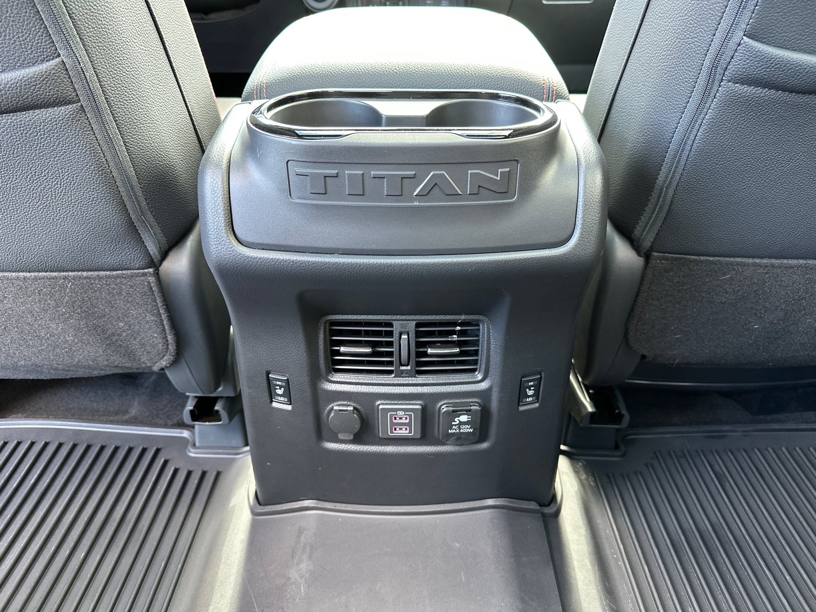 2024 Nissan Titan PRO-4X 12