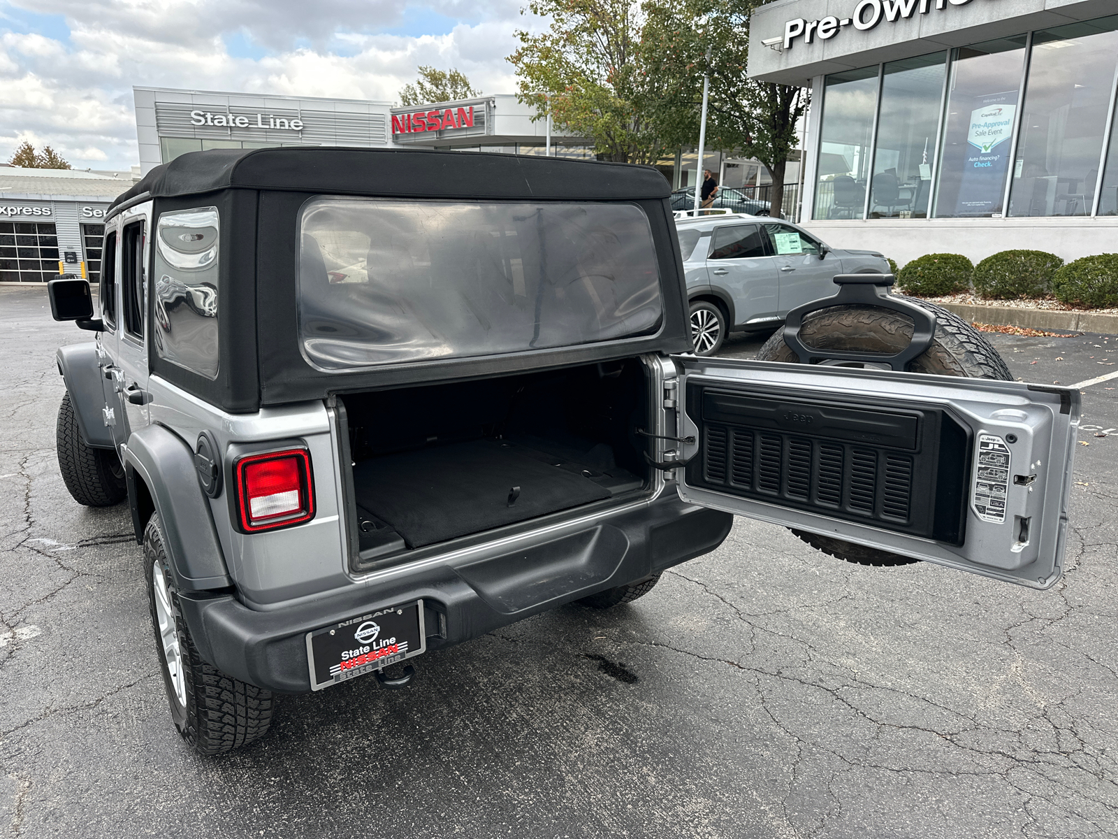 2018 Jeep Wrangler Unlimited Sport S 9