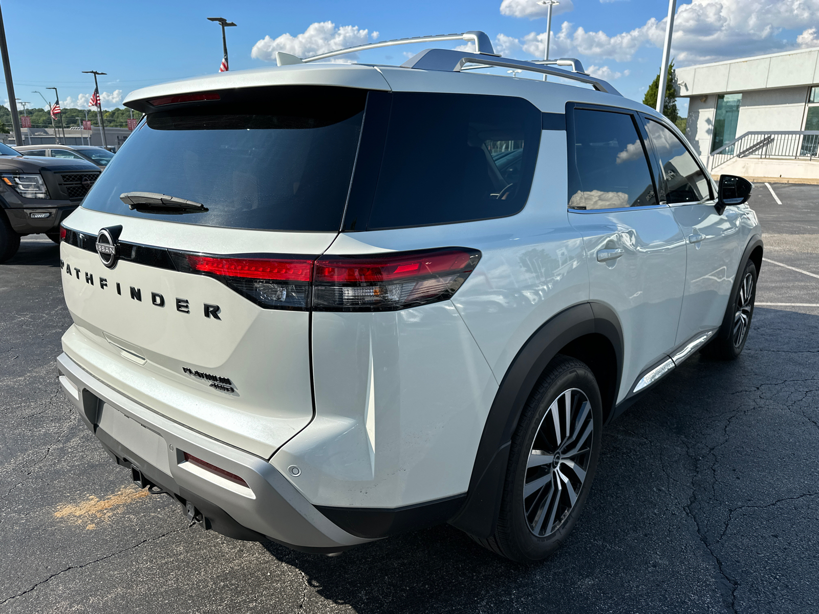 2023 Nissan Pathfinder Platinum 6