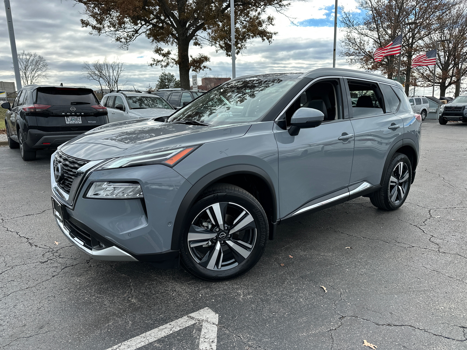 2022 Nissan Rogue Platinum 2