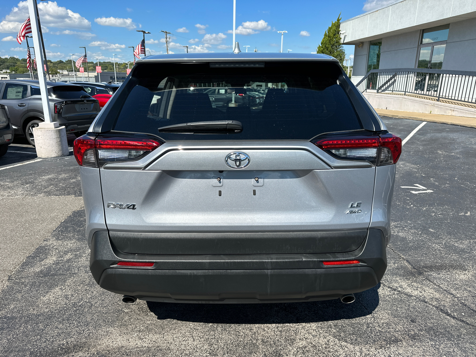 2022 Toyota RAV4 LE 7