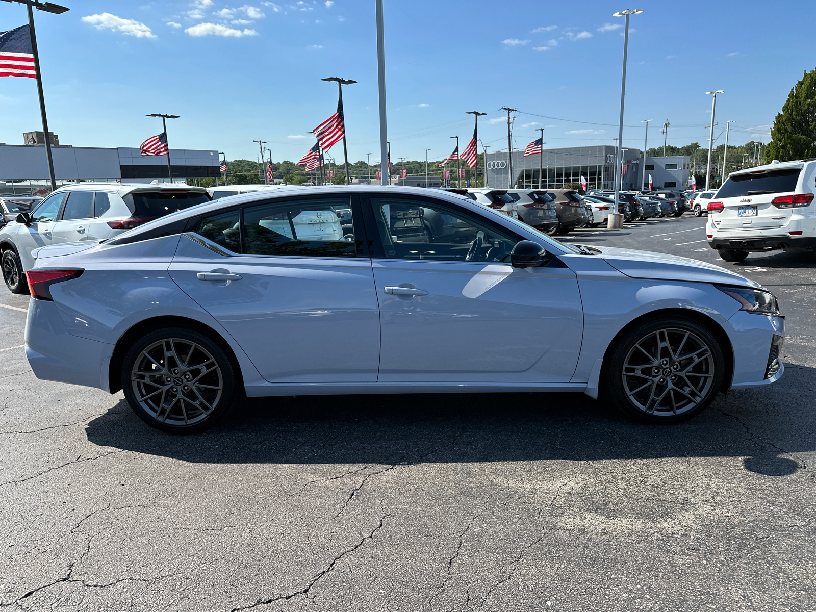 2024 Nissan Altima 2.0 SR 5