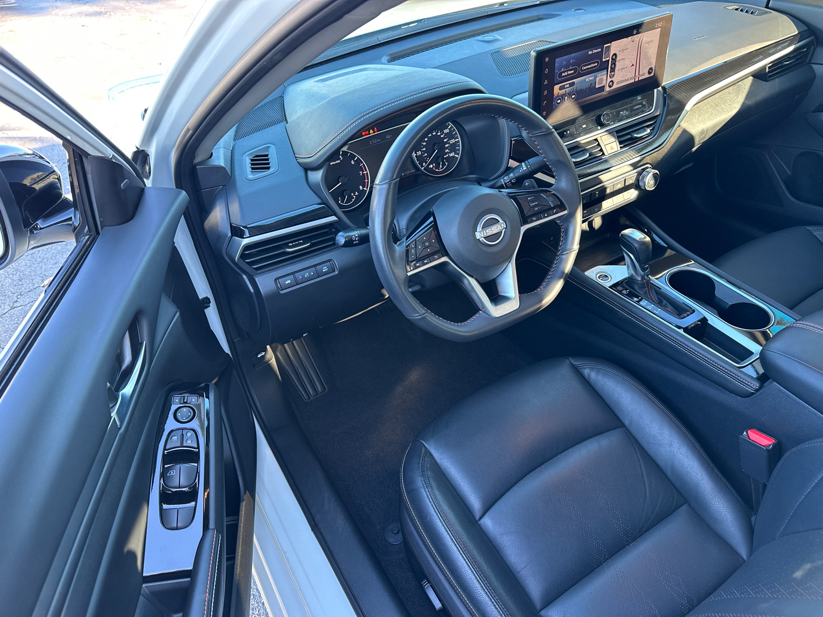 2024 Nissan Altima 2.5 SR 29