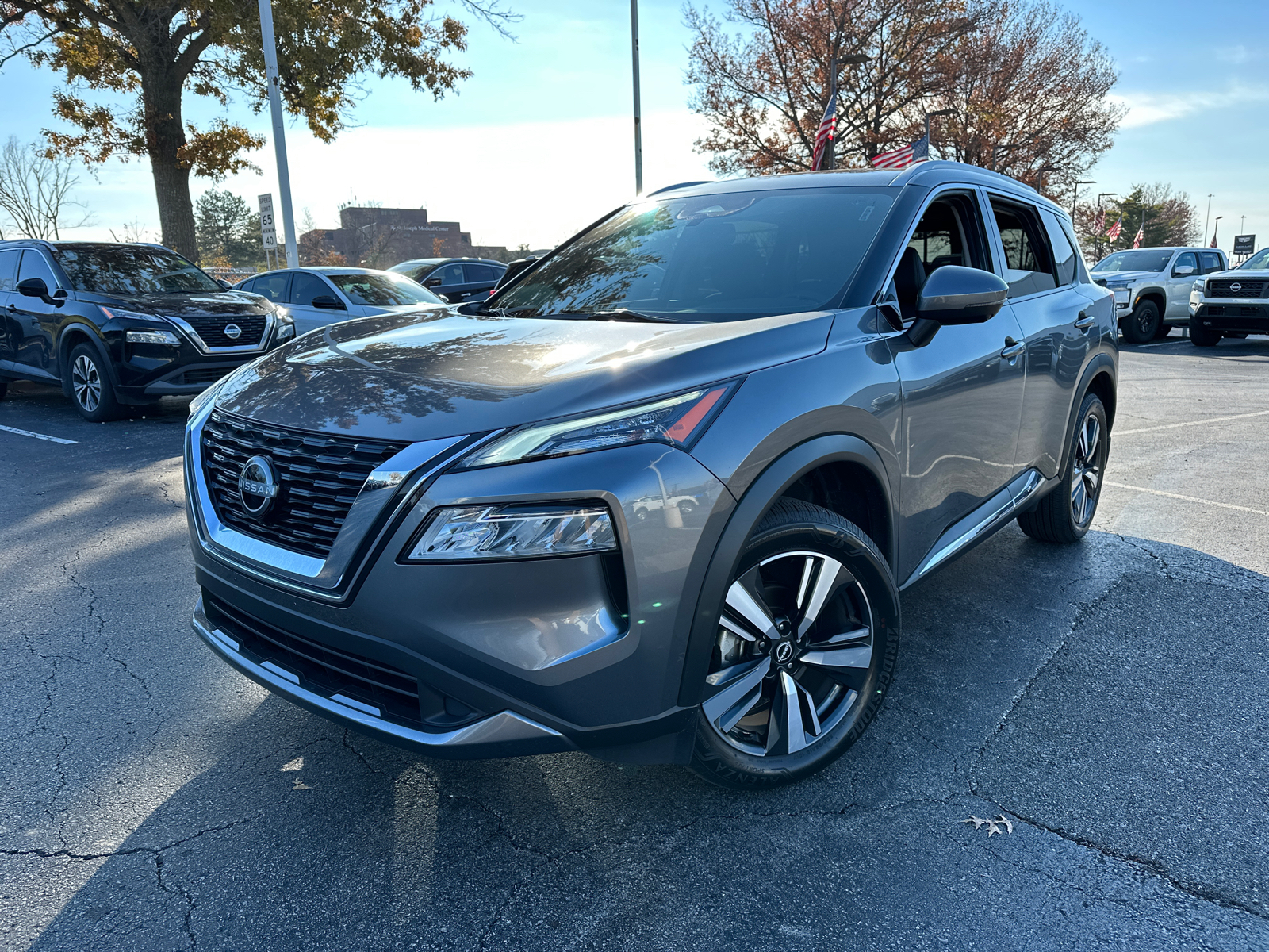 2023 Nissan Rogue SL 2