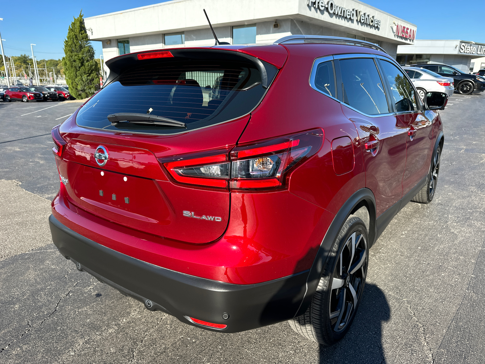 2022 Nissan Rogue Sport SL 6