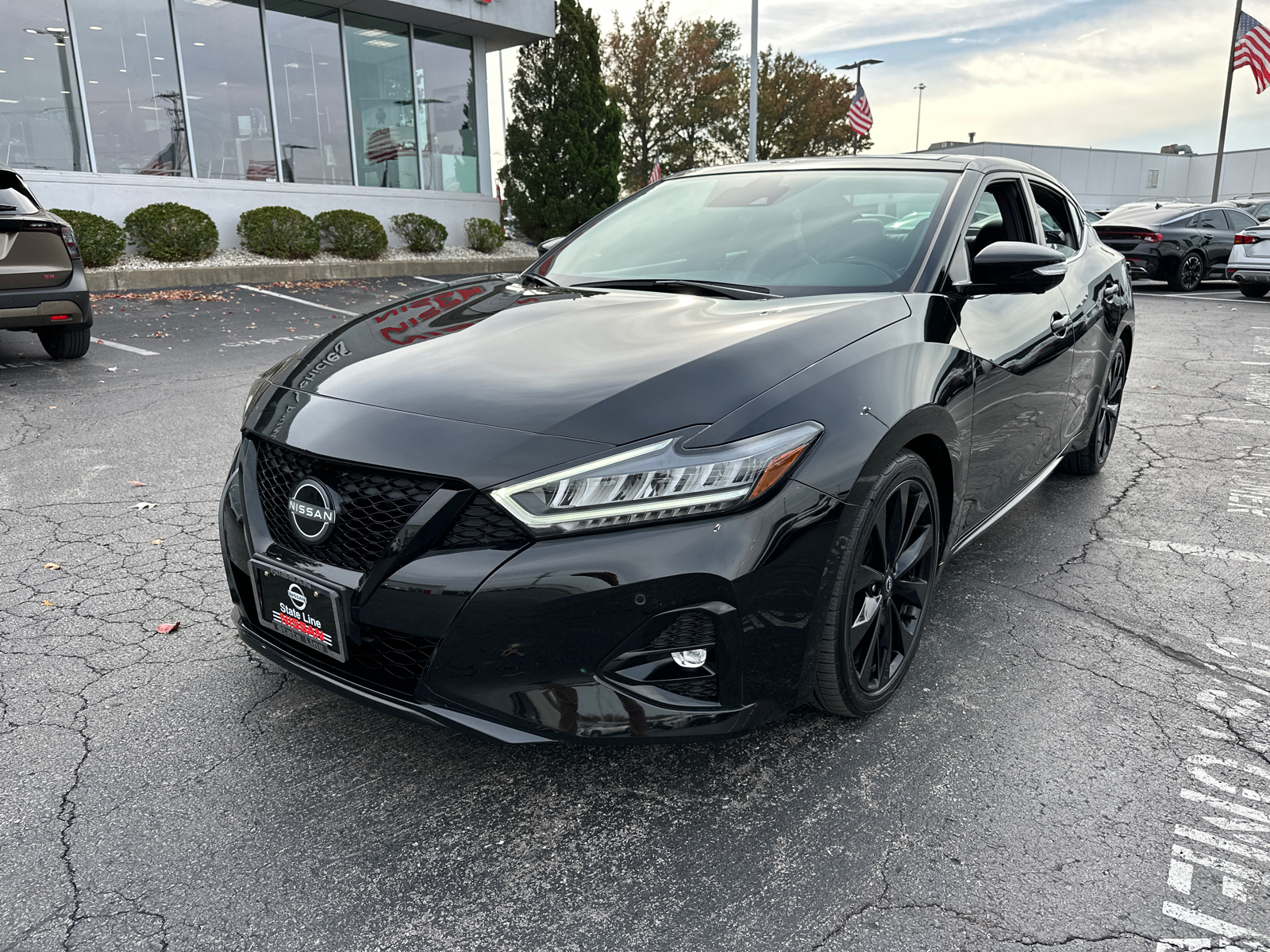 2023 Nissan Maxima SR 2