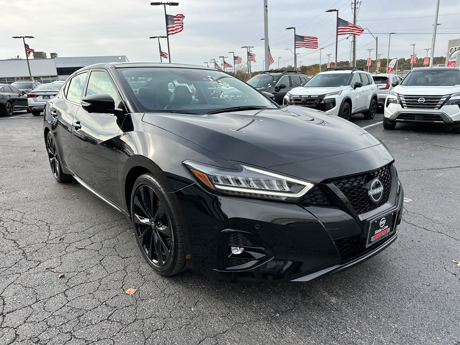 2023 Nissan Maxima SR 4