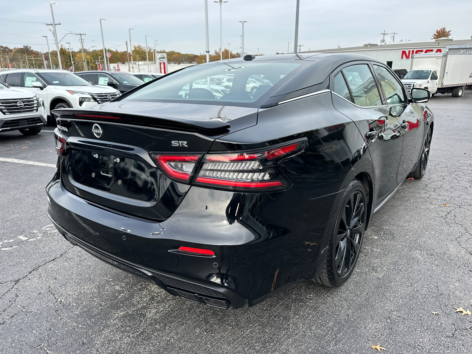 2023 Nissan Maxima SR 6