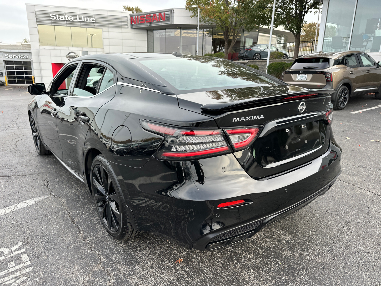 2023 Nissan Maxima SR 8