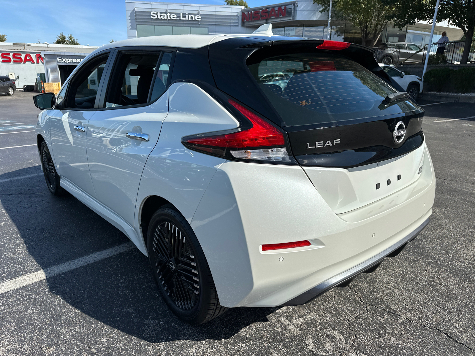 2023 Nissan Leaf SV Plus 8