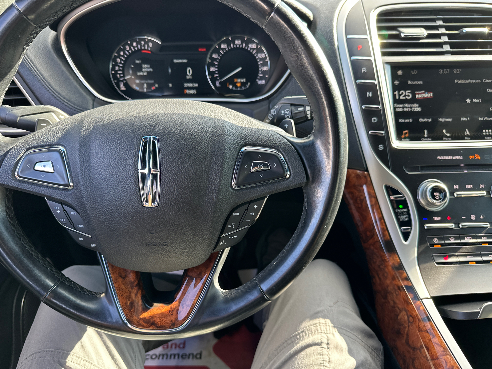 2018 Lincoln MKX Select 39