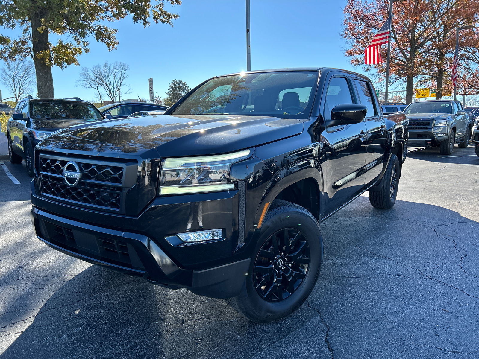 2023 Nissan Frontier SV 2