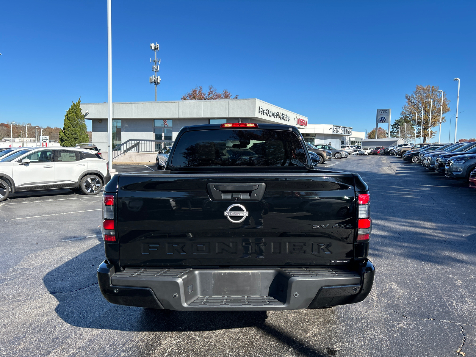 2023 Nissan Frontier SV 8