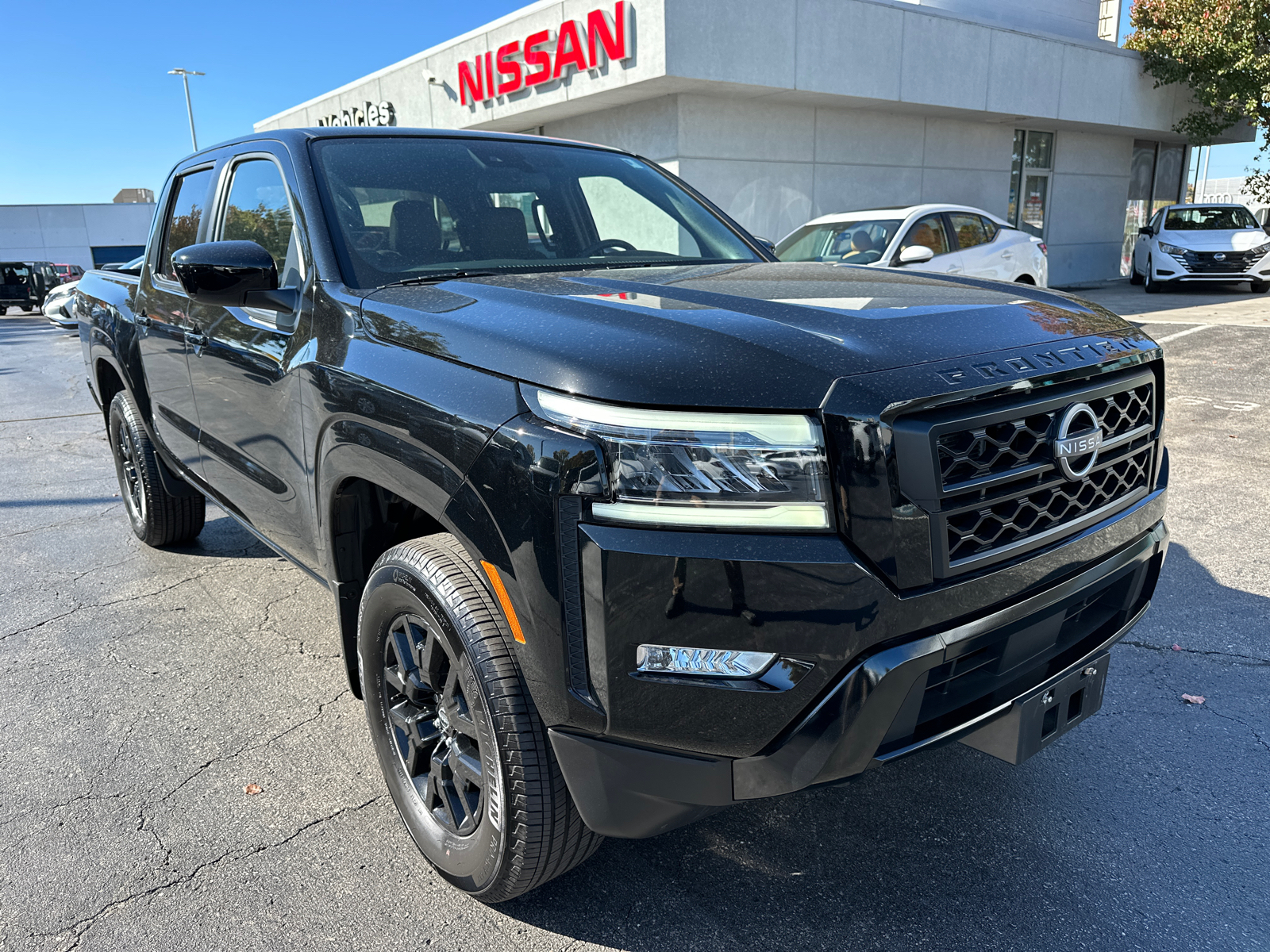 2023 Nissan Frontier SV 4