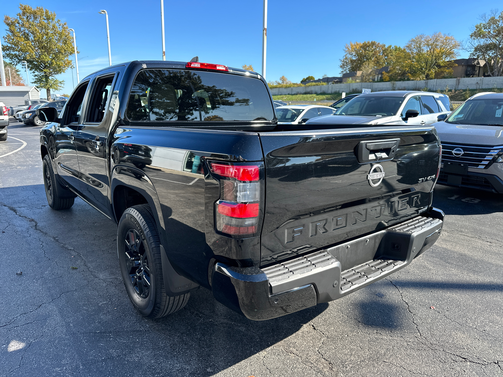 2023 Nissan Frontier SV 8