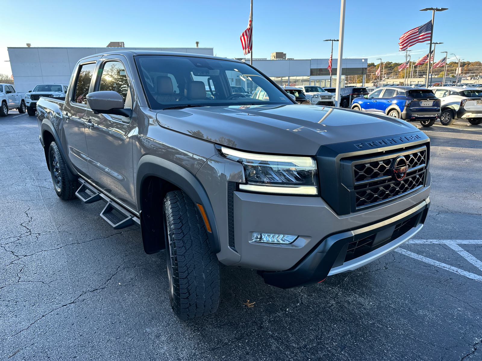 2023 Nissan Frontier PRO-4X 4