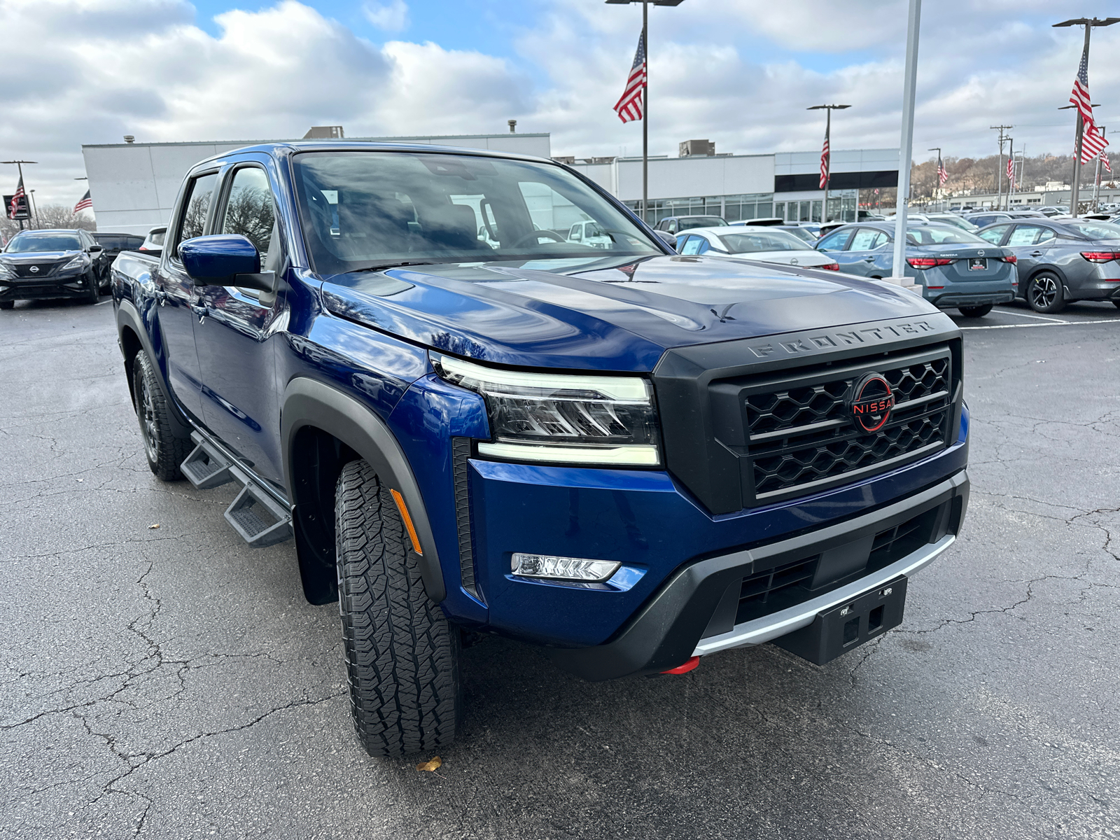 2023 Nissan Frontier PRO-4X 5