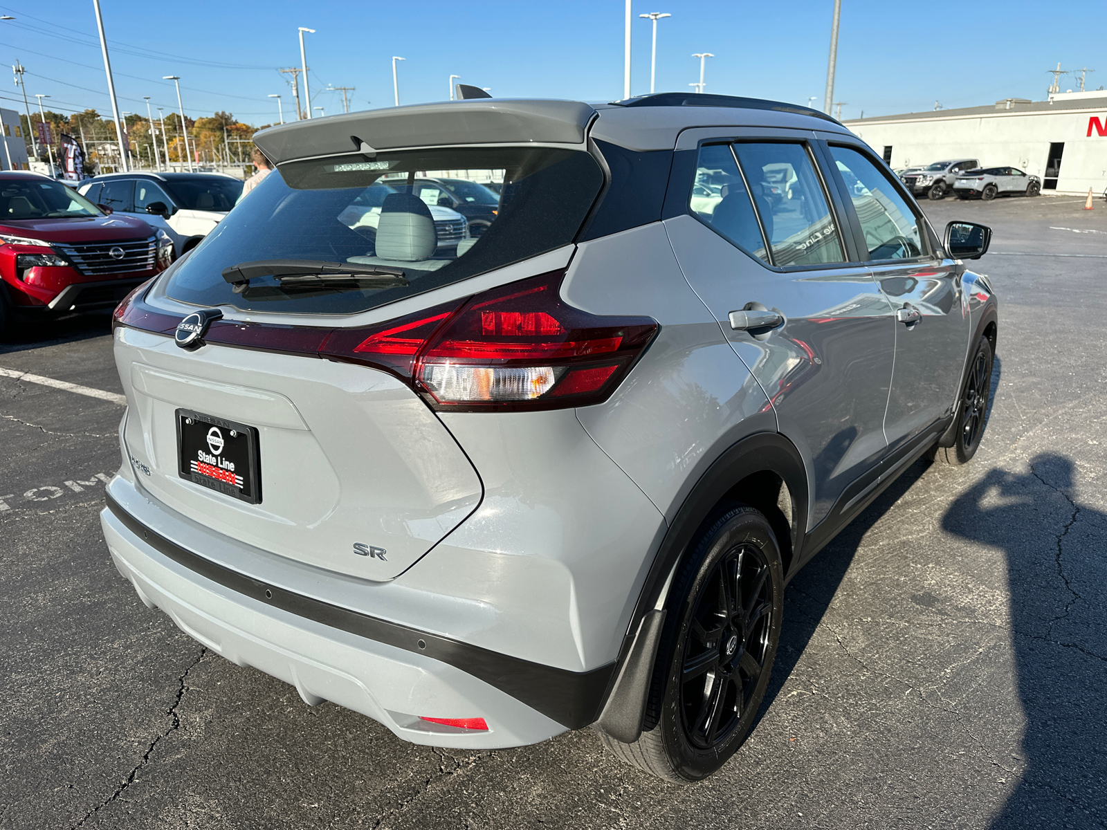 2023 Nissan Kicks SR 6