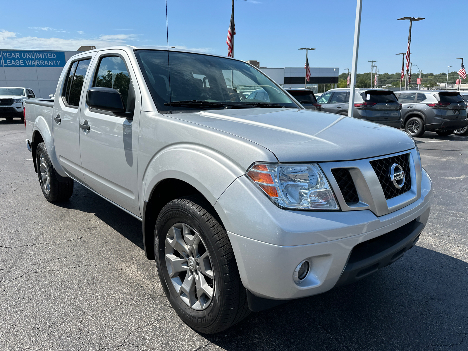 2021 Nissan Frontier SV 4