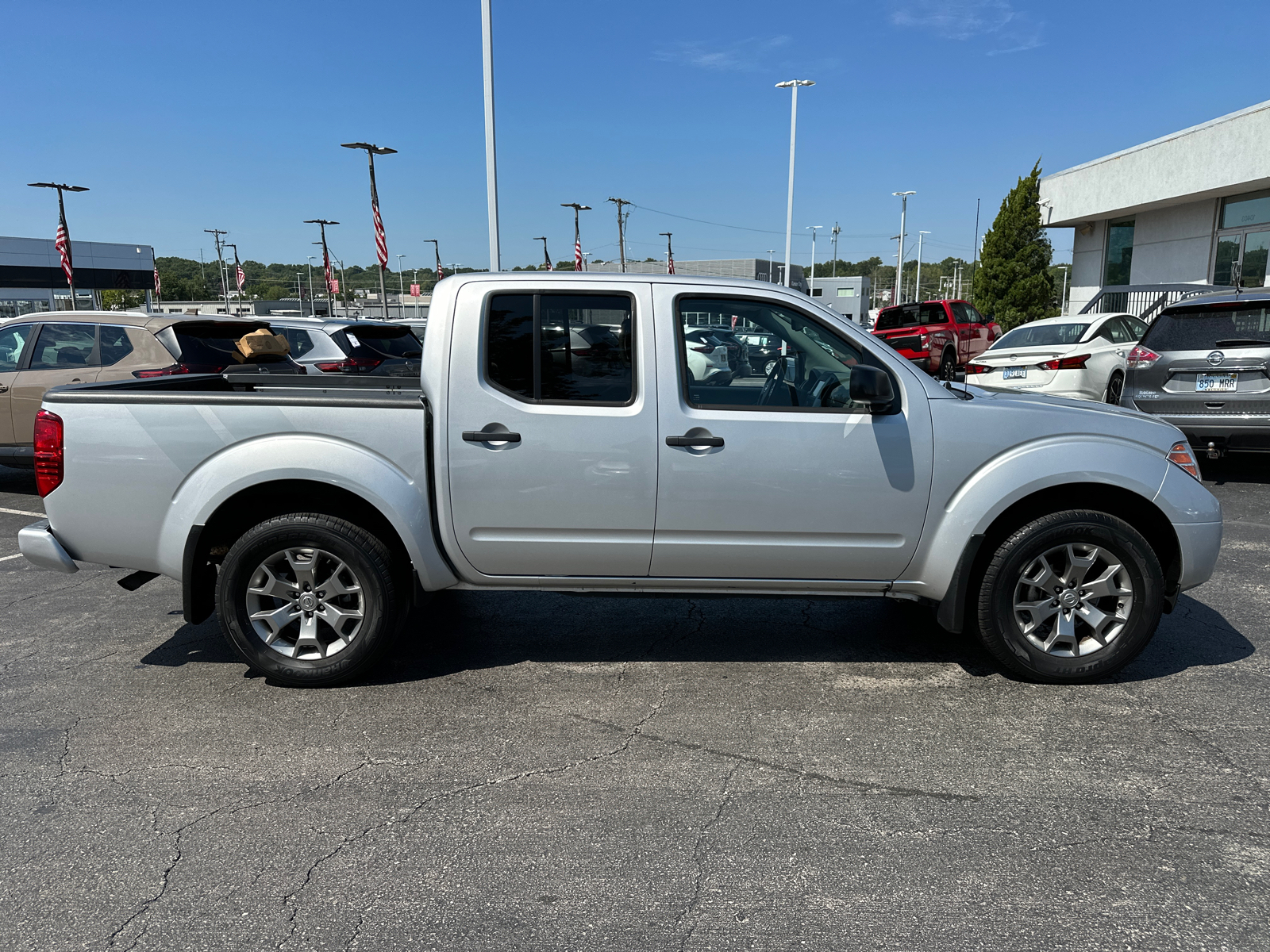 2021 Nissan Frontier SV 5