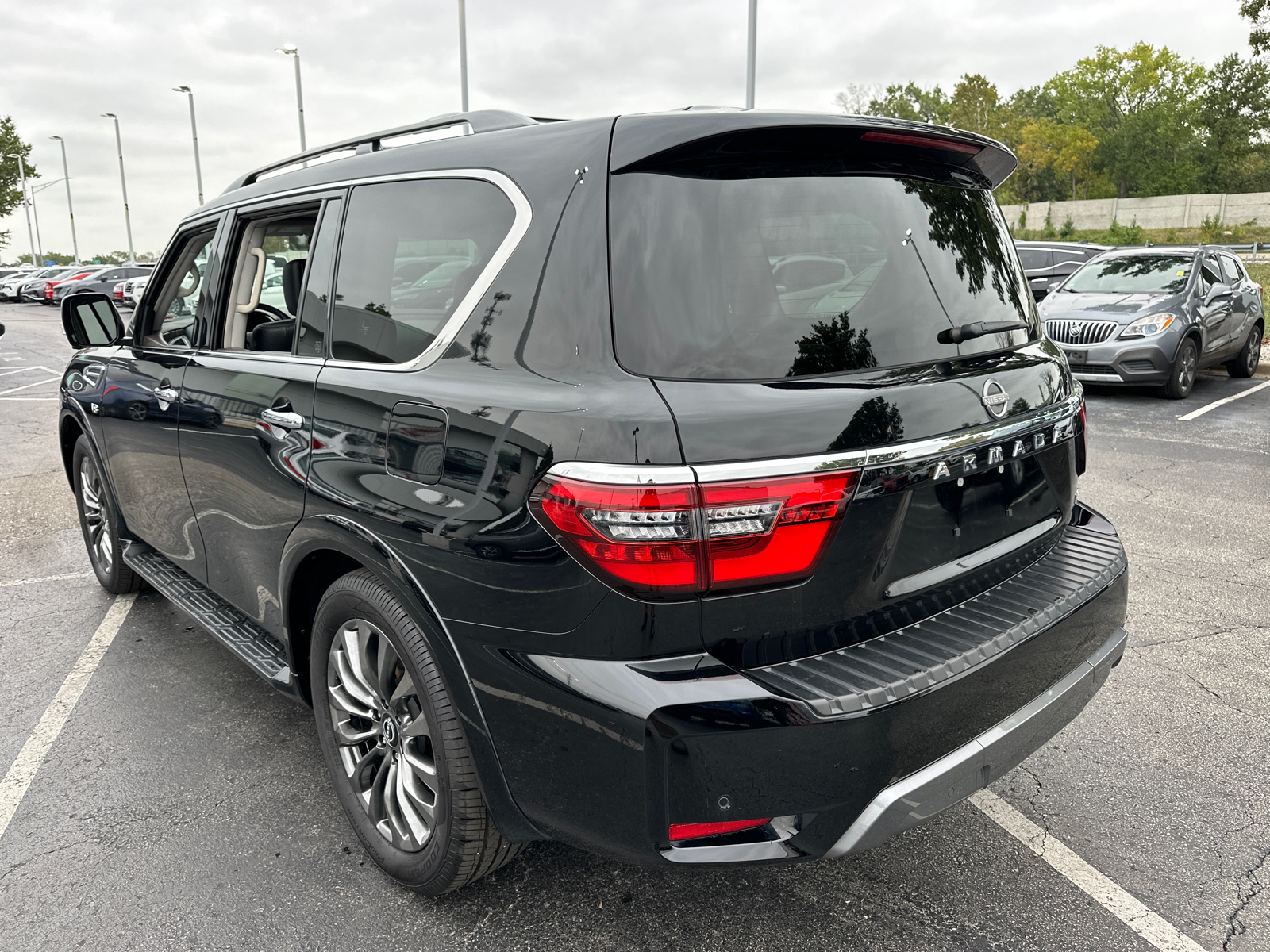 2021 Nissan Armada Platinum 8