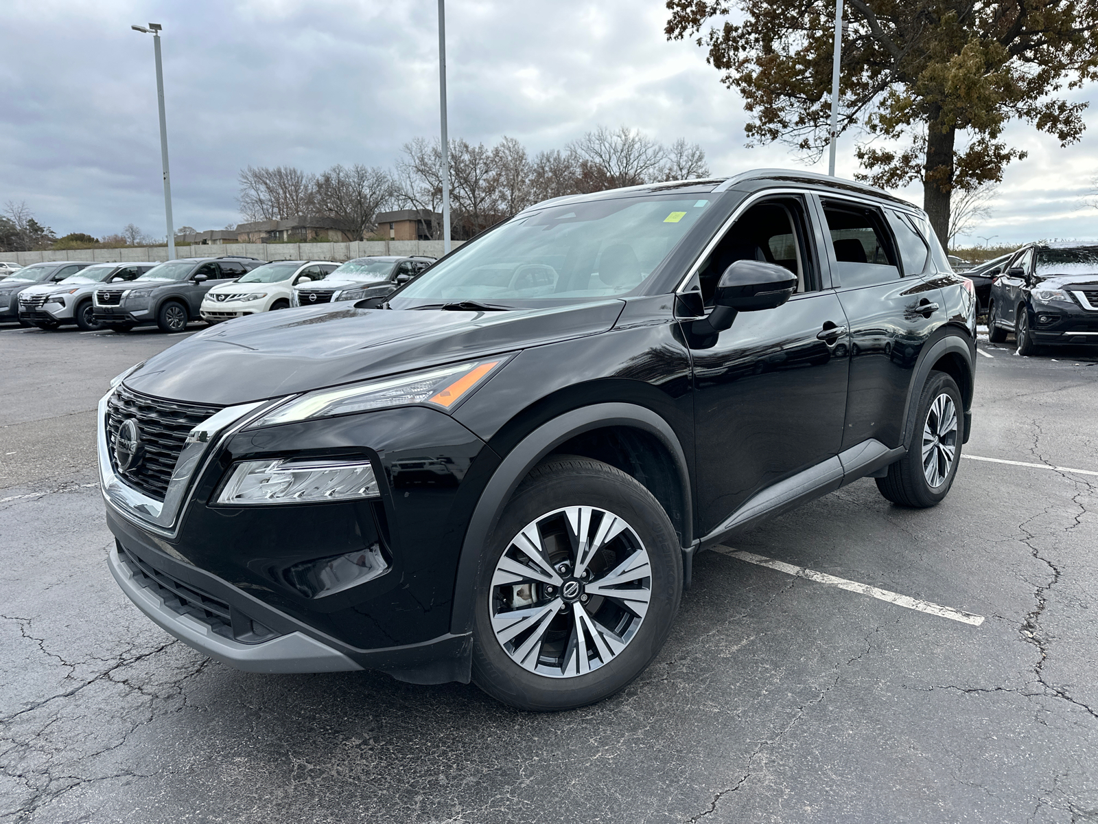 2021 Nissan Rogue SV 2