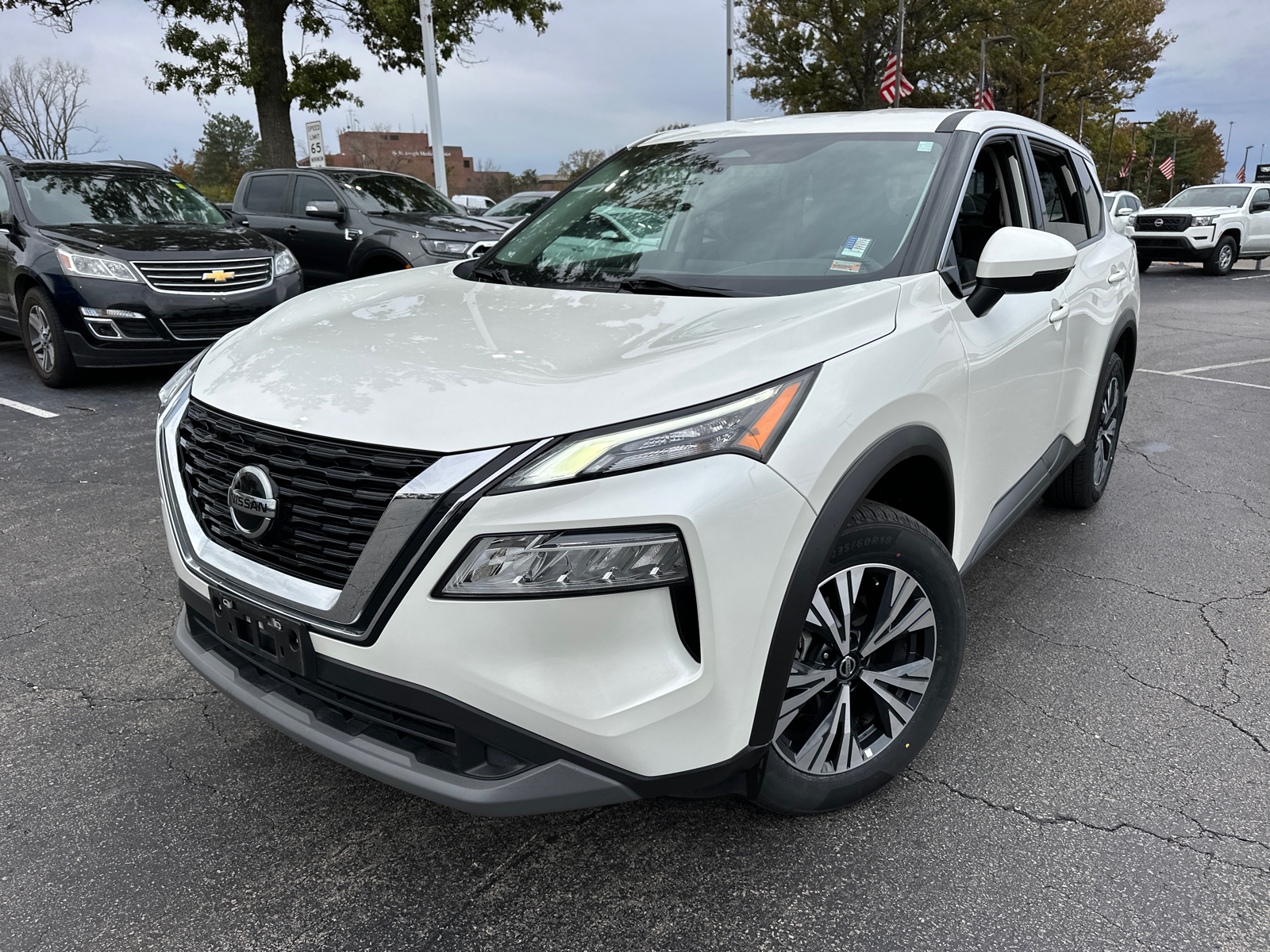 2021 Nissan Rogue SV 2