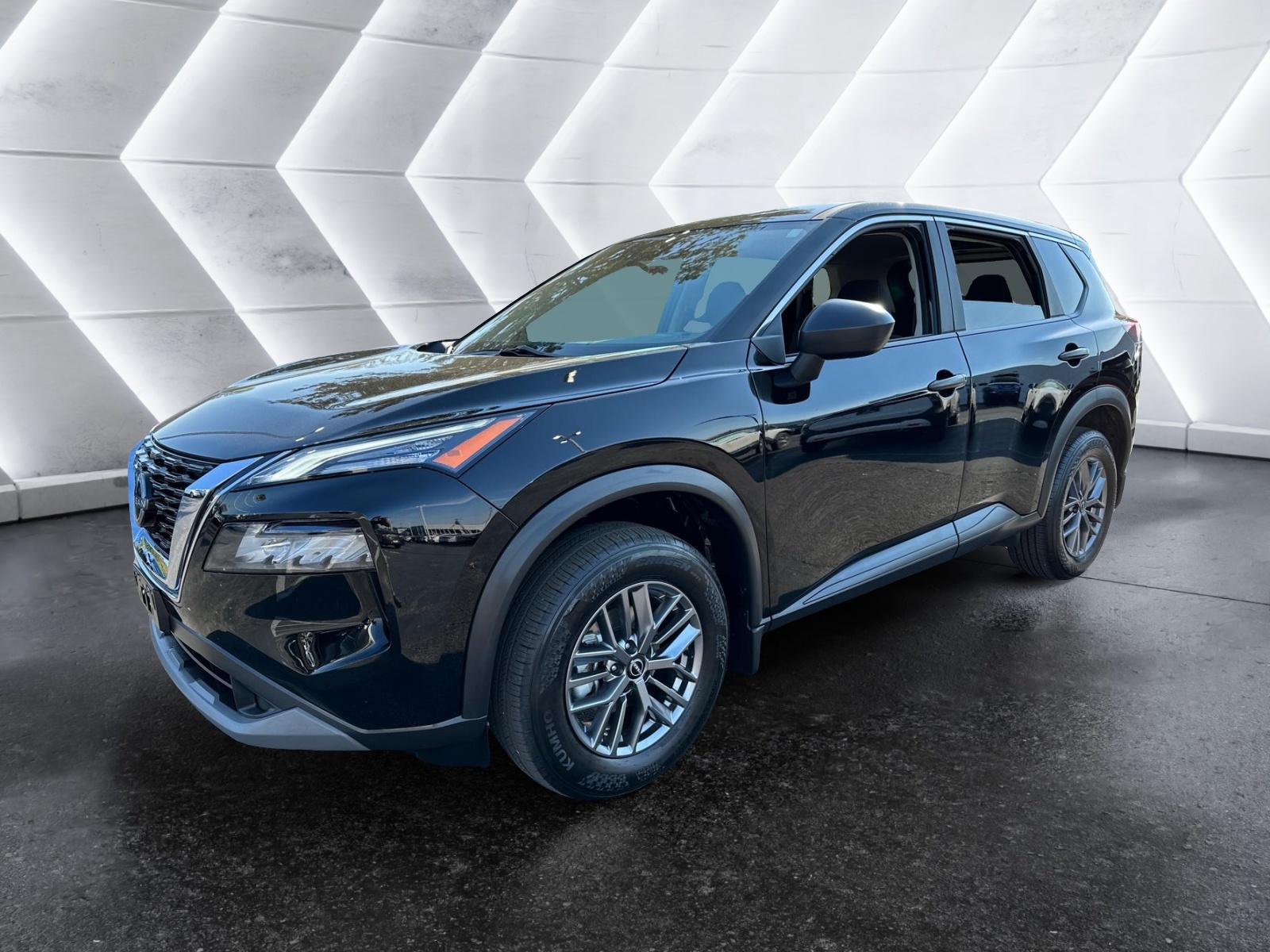 2023 Nissan Rogue S 1