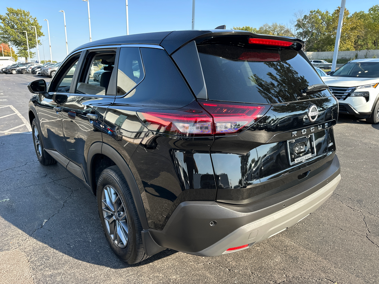 2023 Nissan Rogue S 8