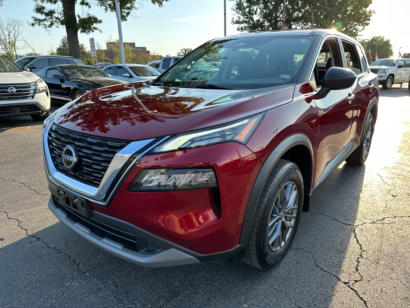 2023 Nissan Rogue S 2