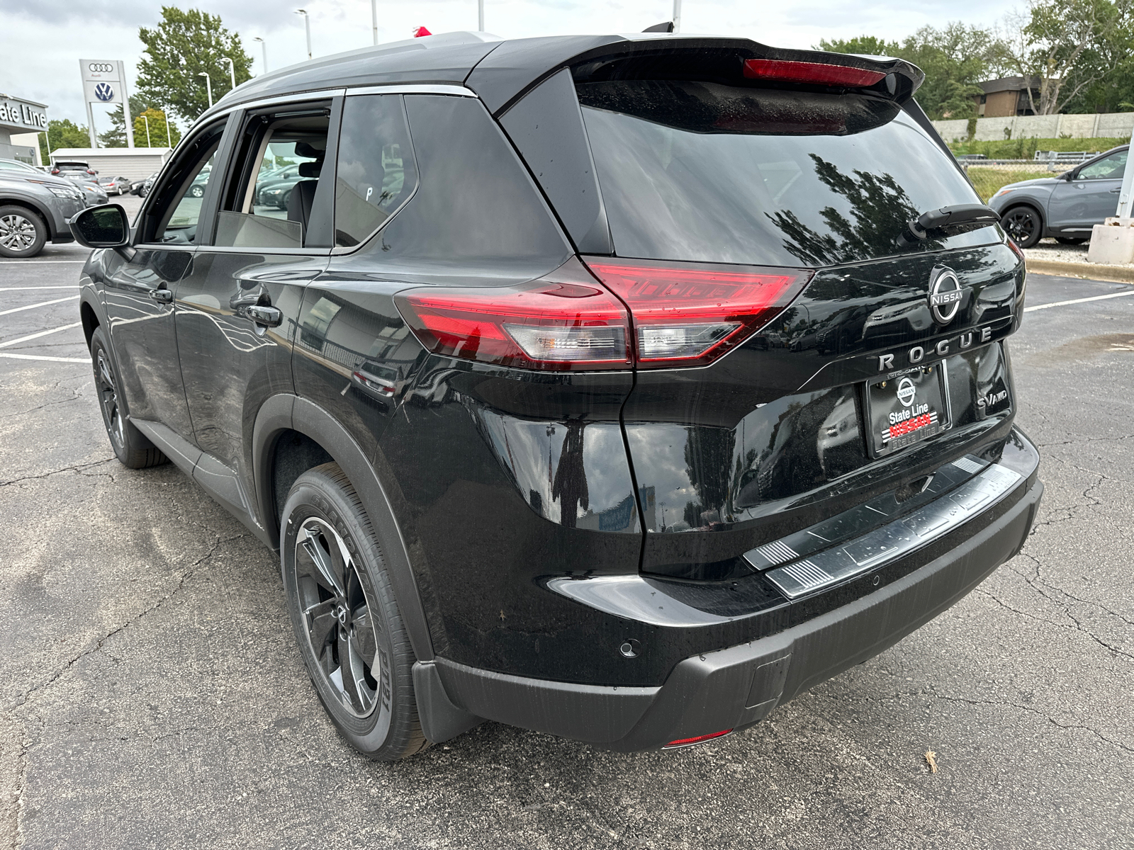 2024 Nissan Rogue SV 8