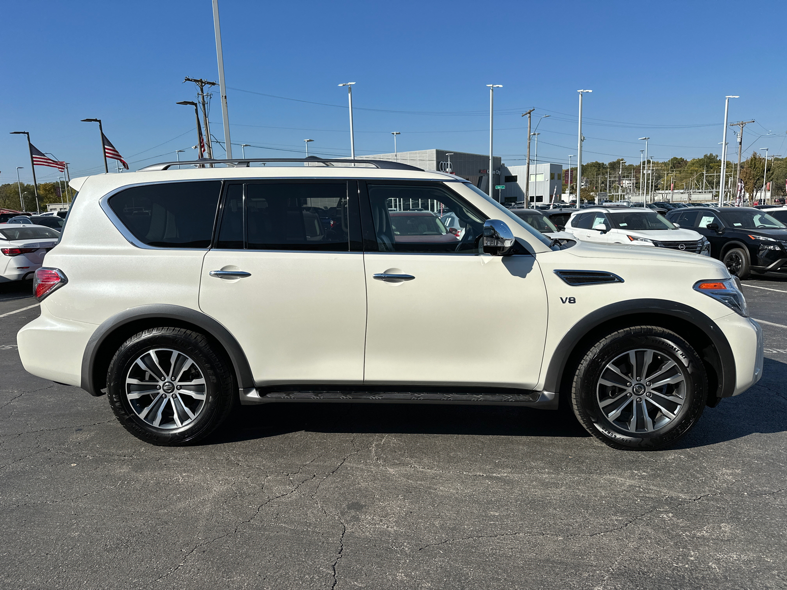 2020 Nissan Armada SL 5