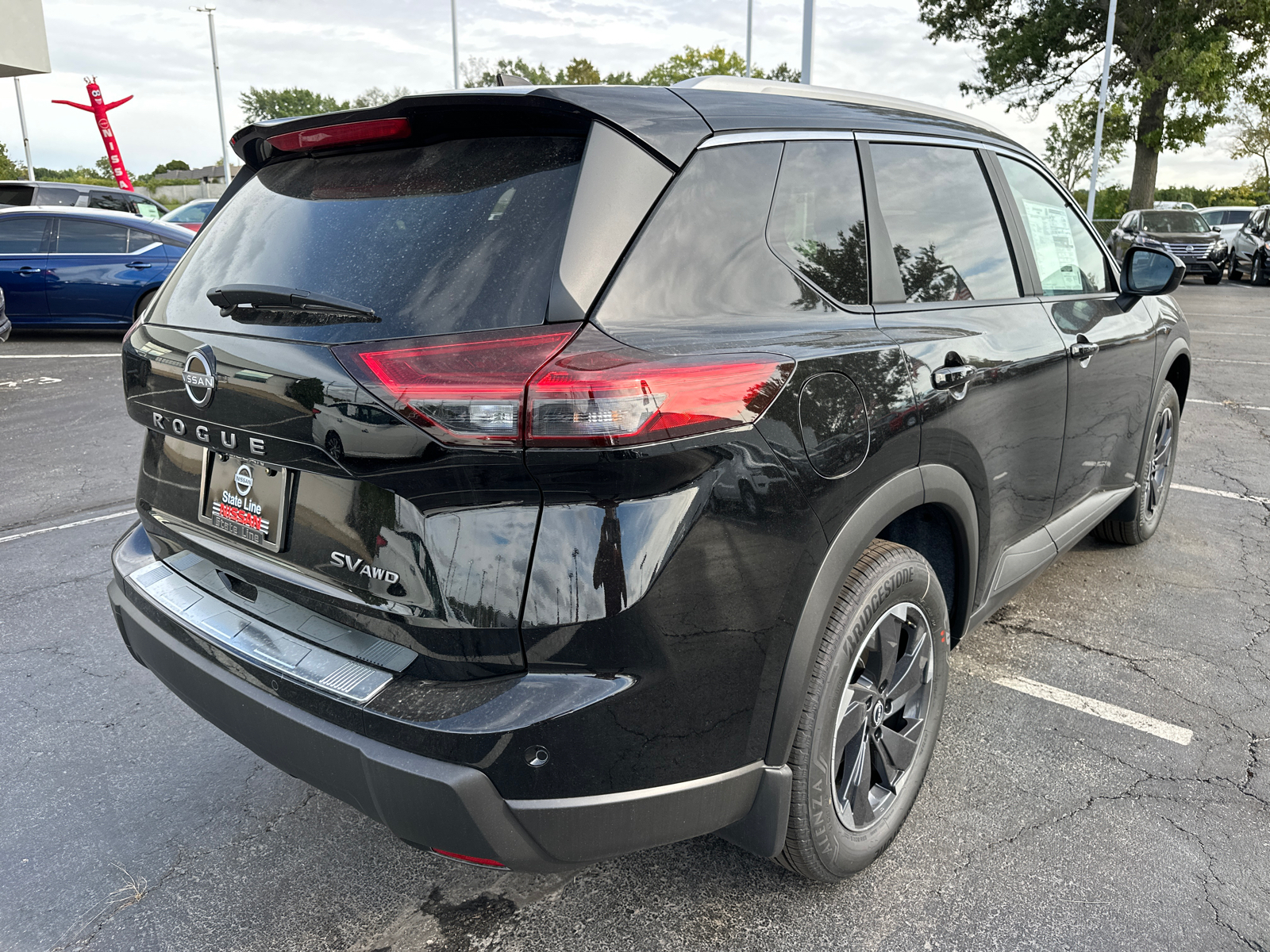 2024 Nissan Rogue SV 6