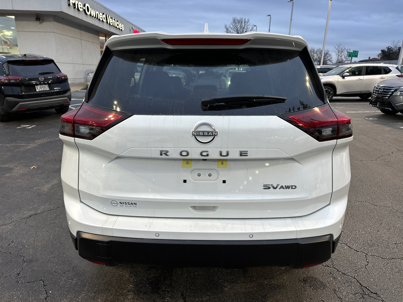 2024 Nissan Rogue SV 8