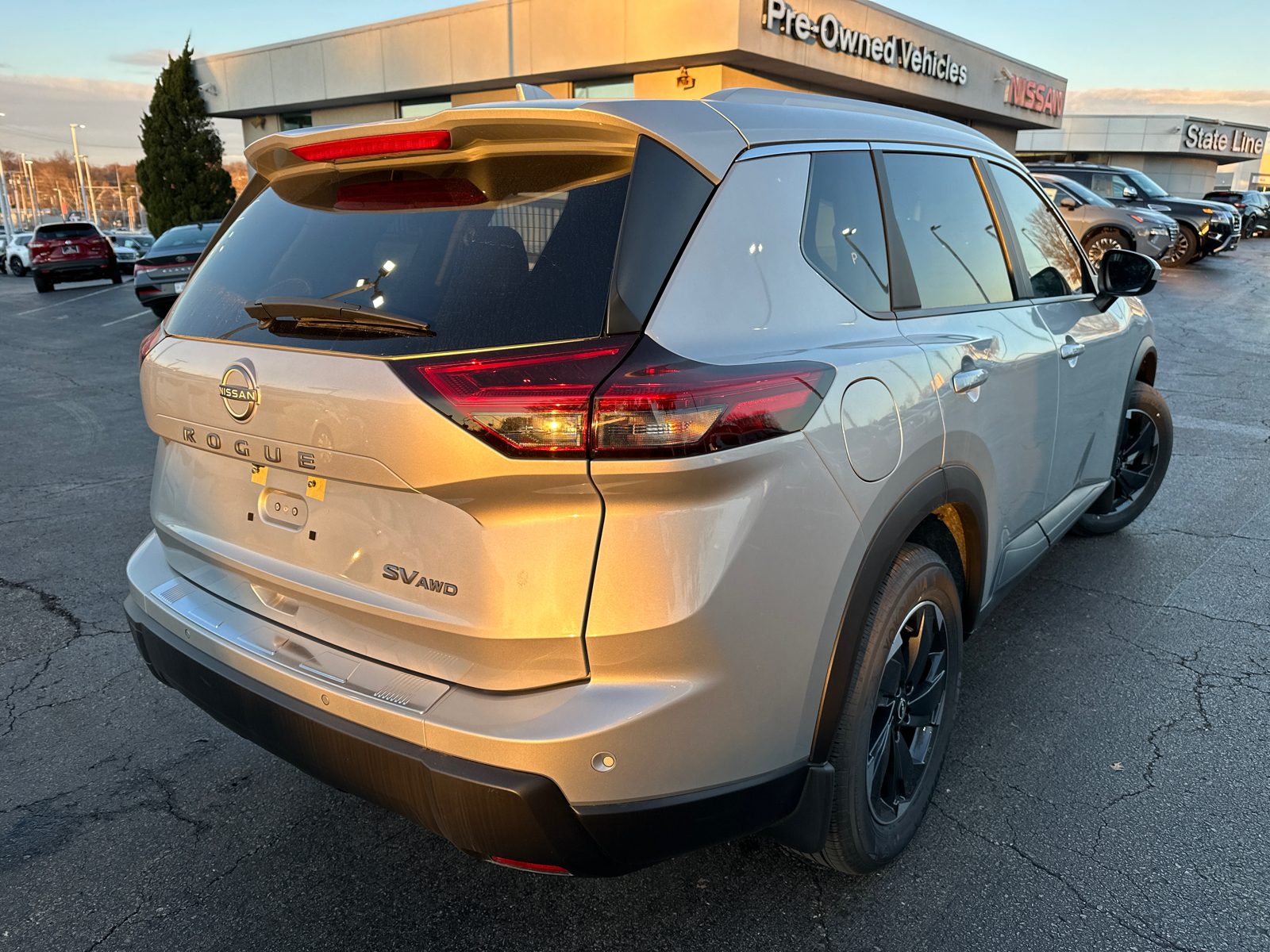 2024 Nissan Rogue SV 7