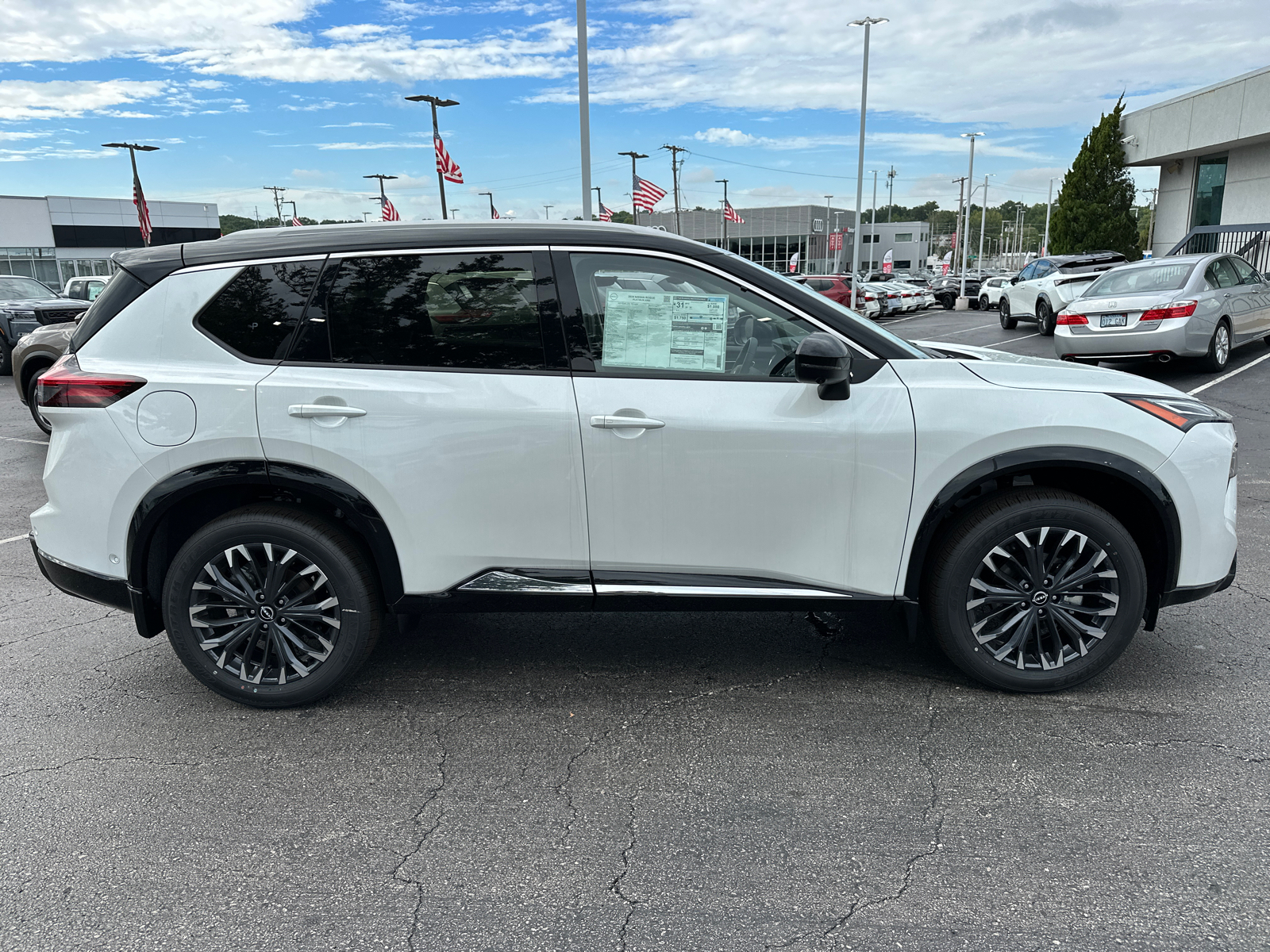 2024 Nissan Rogue Platinum 5