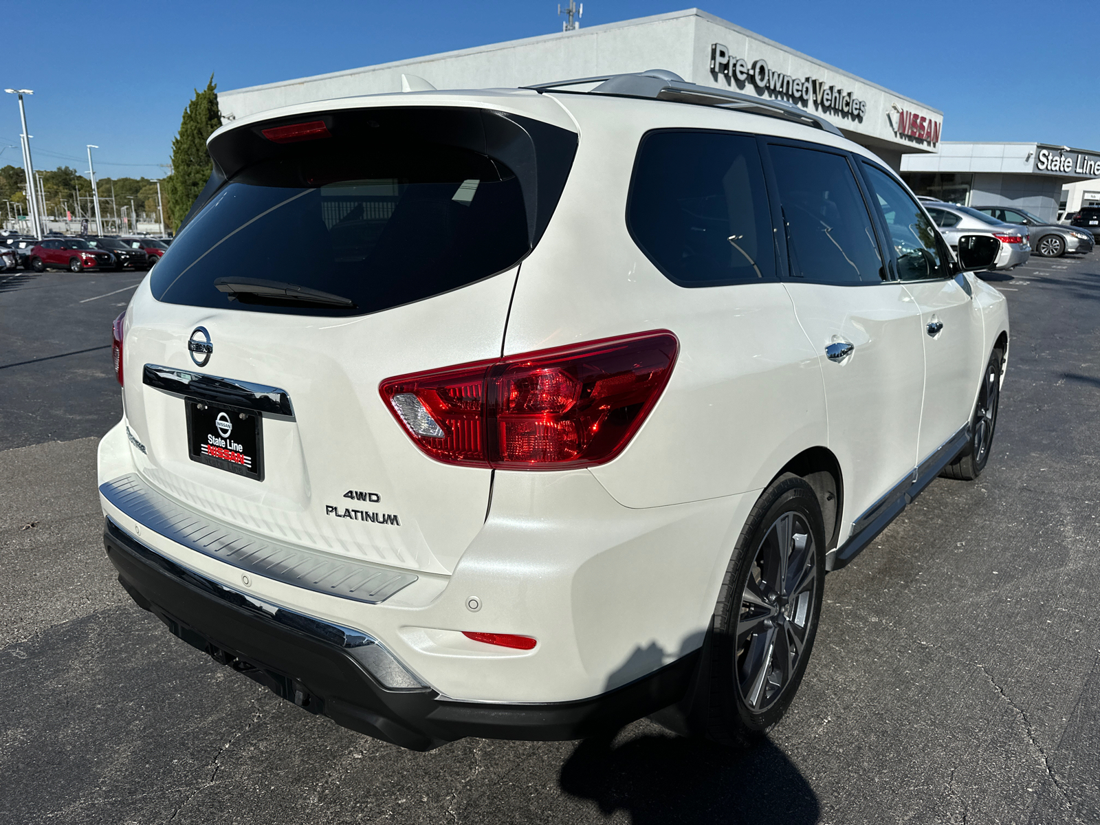 2020 Nissan Pathfinder Platinum 6