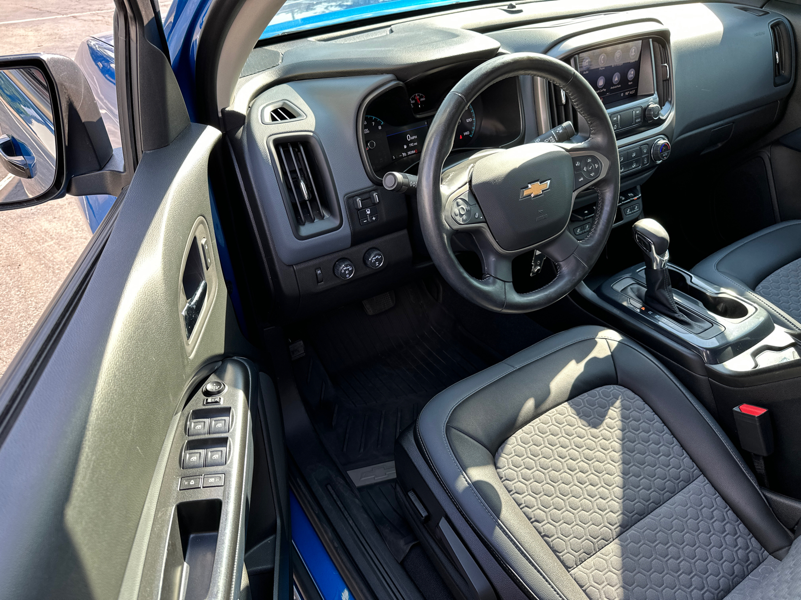 2022 Chevrolet Colorado Z71 31