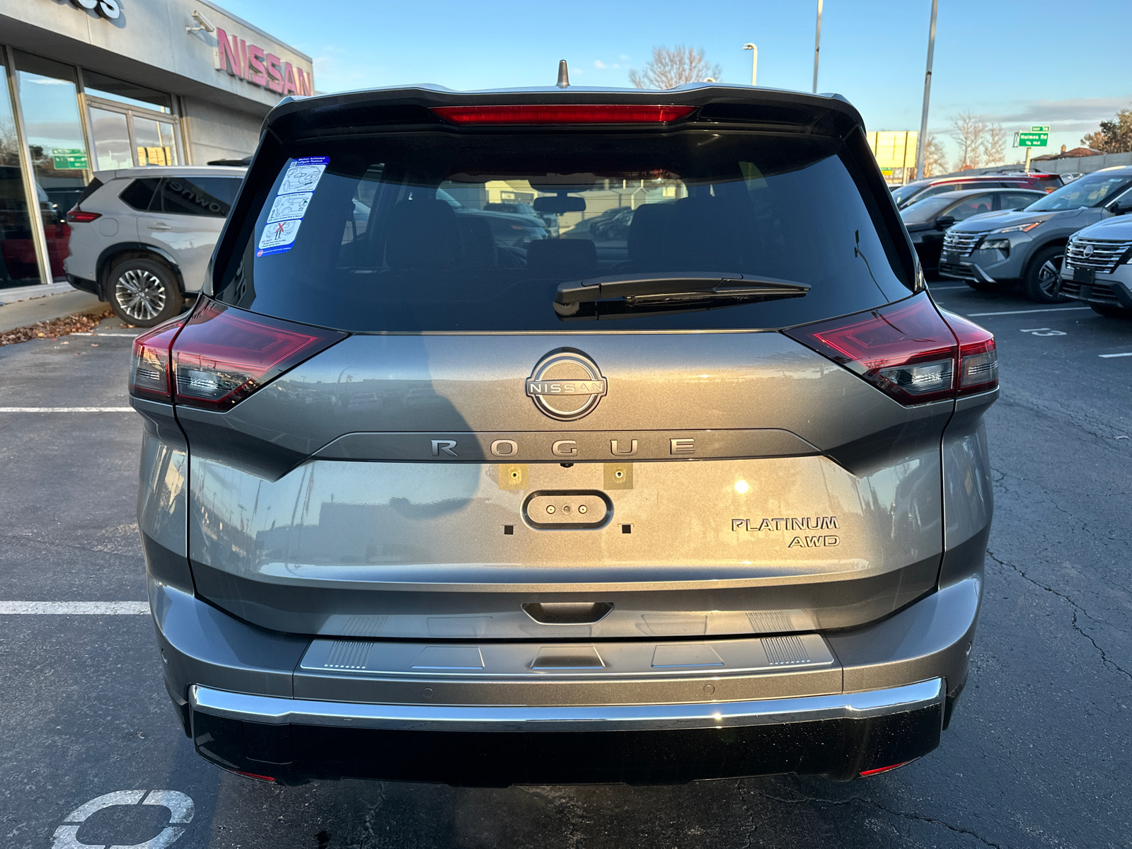 2024 Nissan Rogue Platinum 8