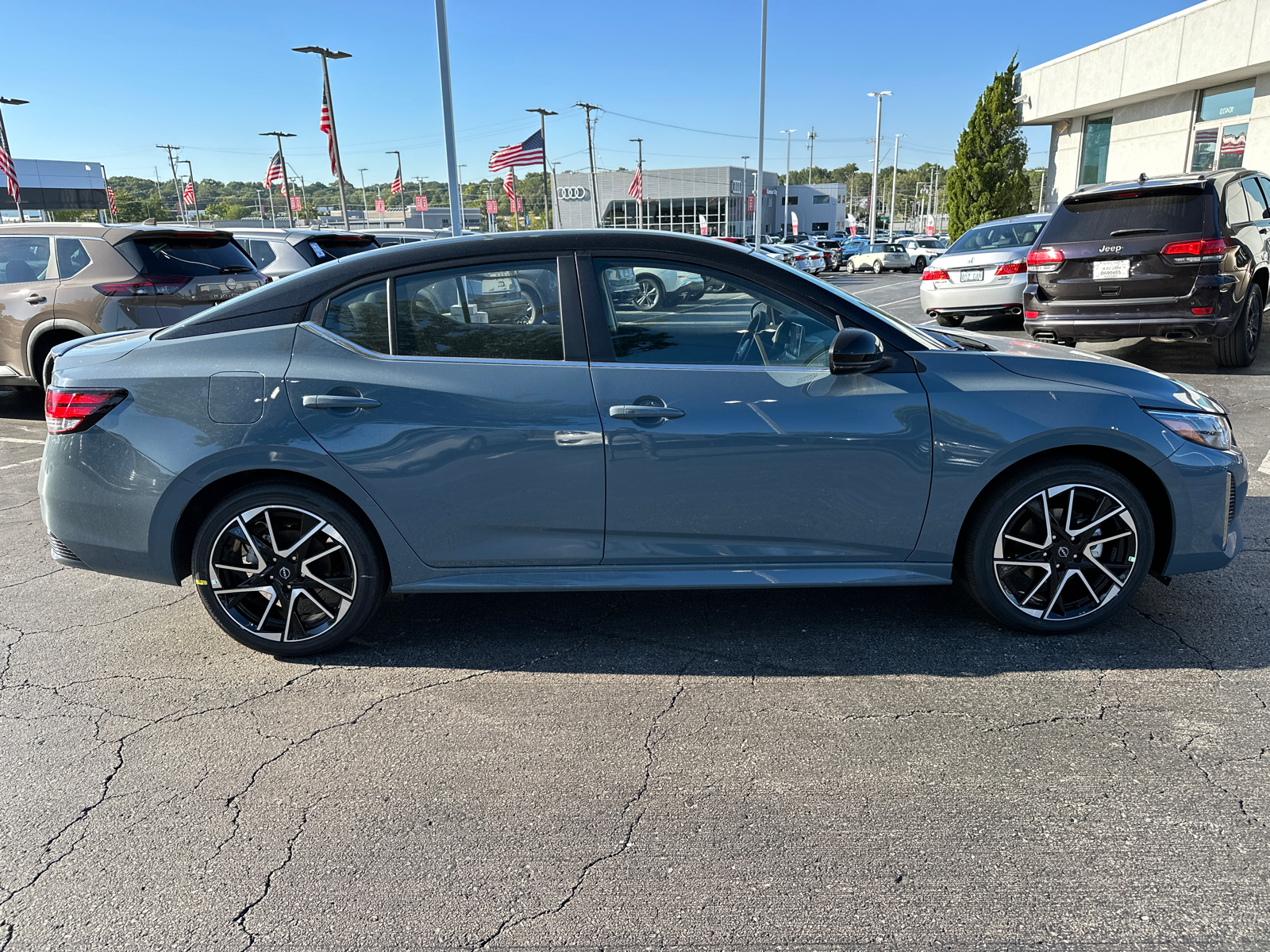 2024 Nissan Sentra SR 5