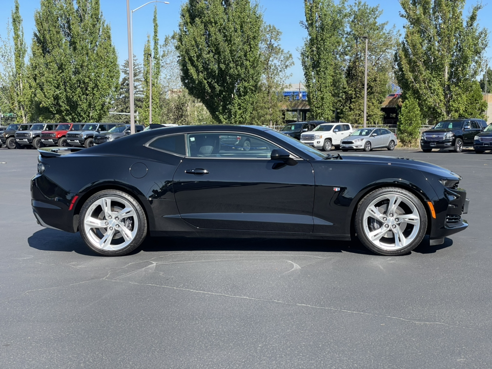 2019 Chevrolet Camaro SS 2