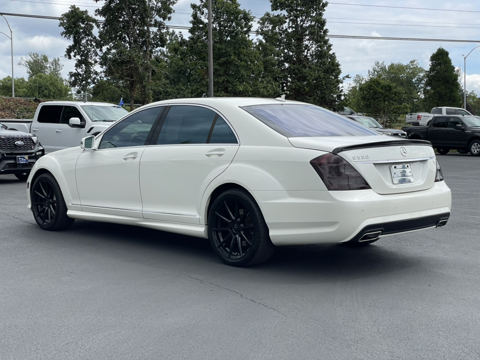 2010 Mercedes-Benz S-Class S 550 5