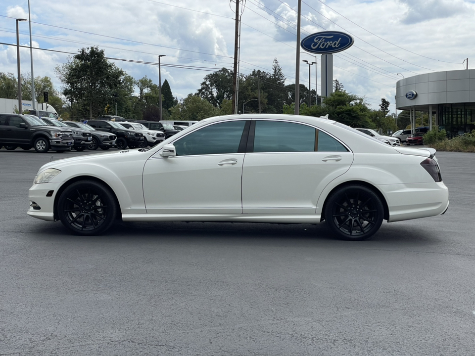 2010 Mercedes-Benz S-Class S 550 6