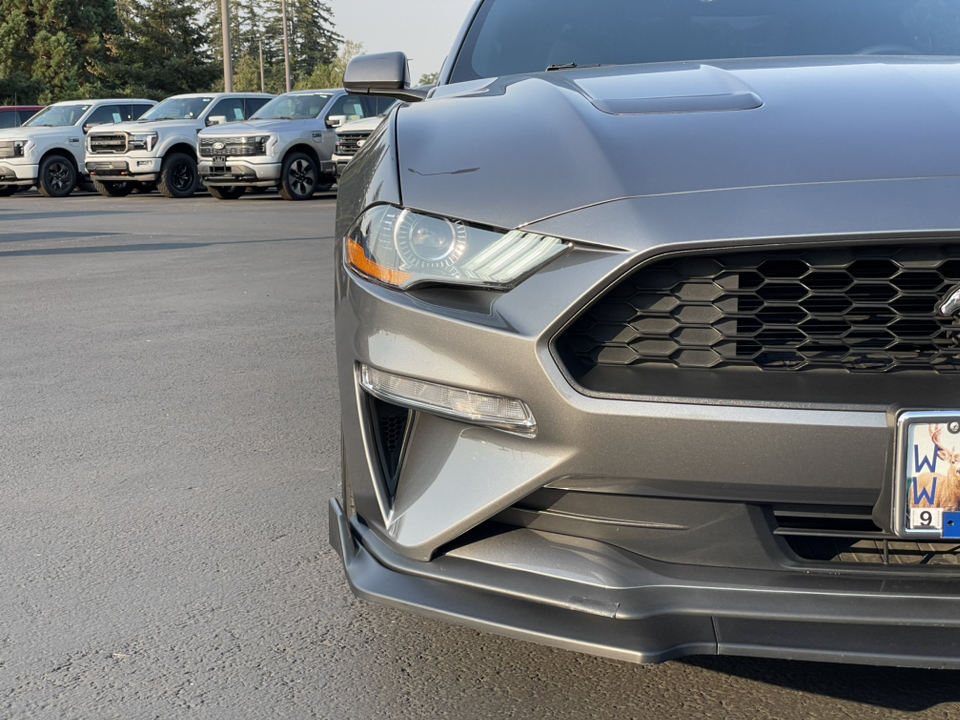 2021 Ford Mustang EcoBoost 8