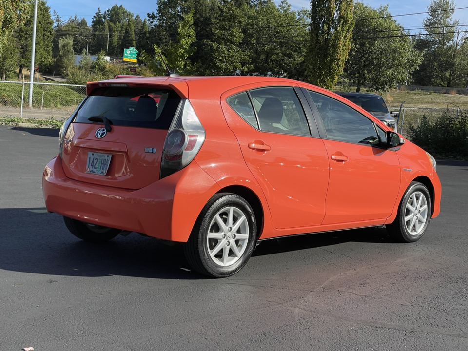 2012 Toyota Prius c Three 3