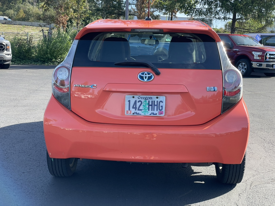 2012 Toyota Prius c Three 4