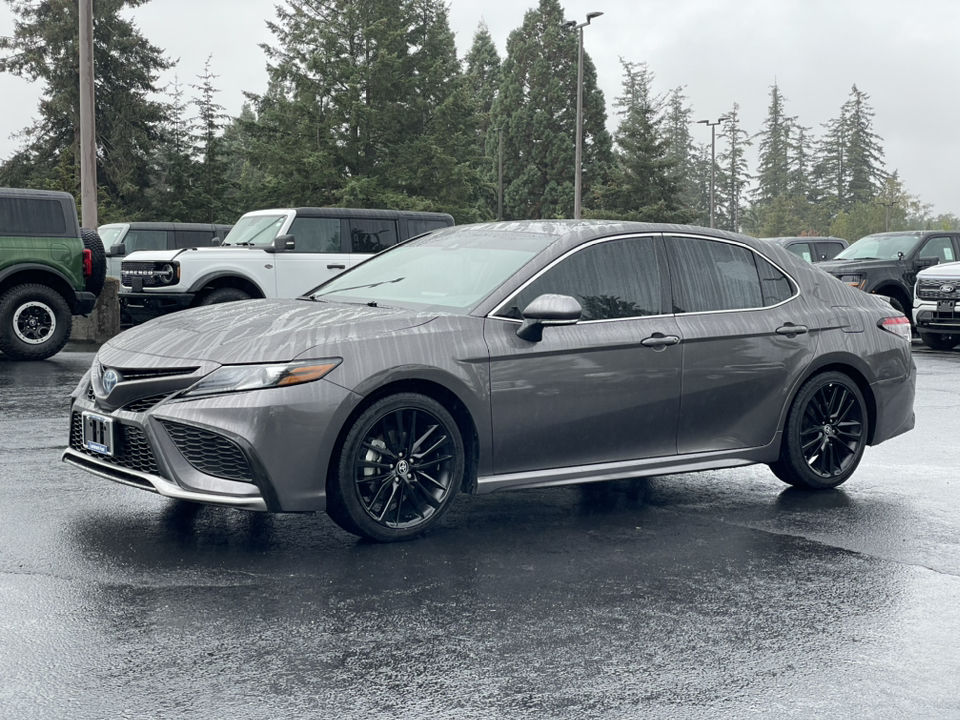 2022 Toyota Camry Hybrid XSE 7