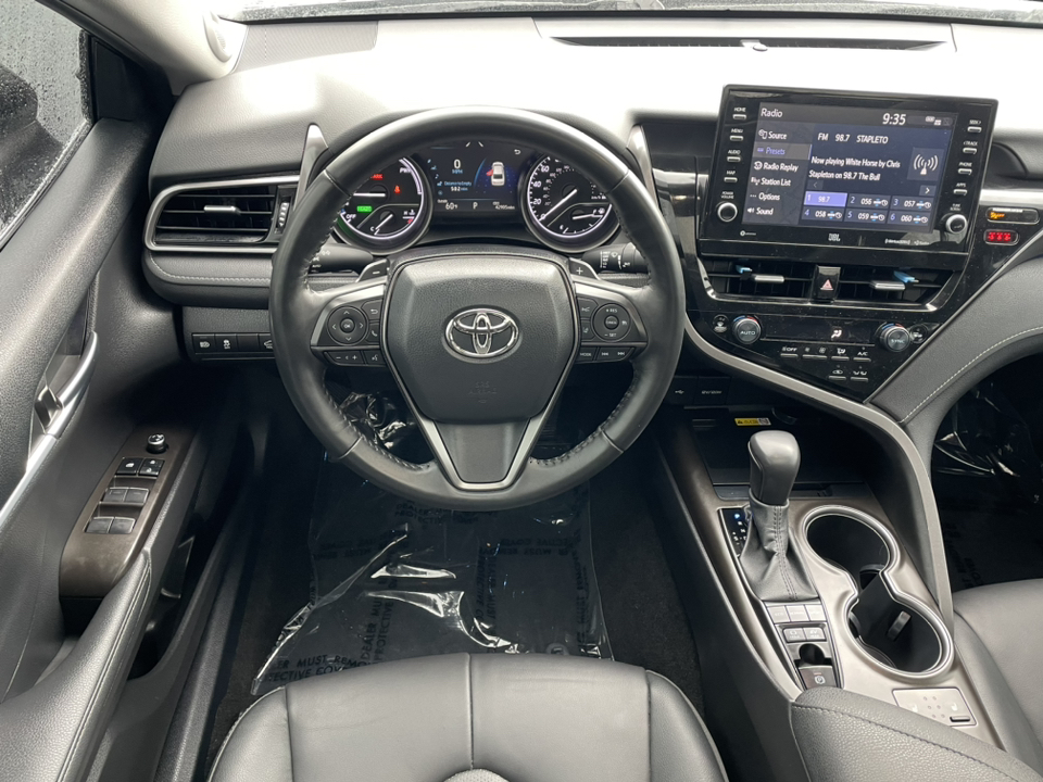 2022 Toyota Camry Hybrid XSE 12