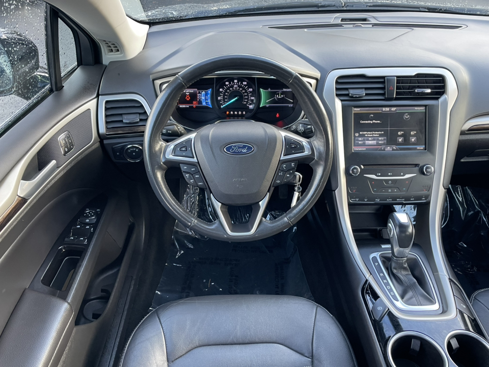 2014 Ford Fusion SE 12